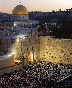 Svim židovskim vjernicima u našoj domovini i širom svijeta sretna i blagoslovljena Pasha 5769!